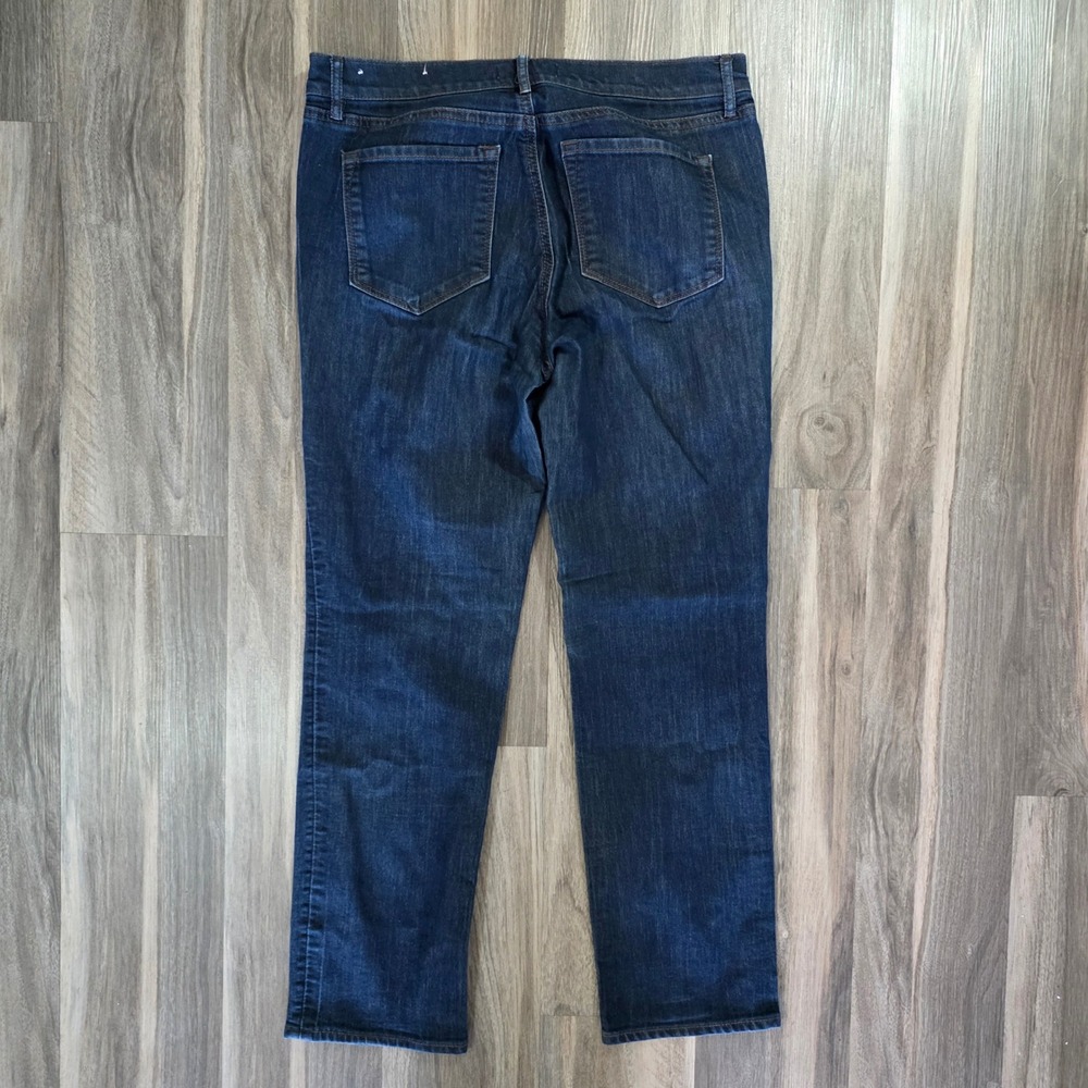 Ann Taylor LOFT Straight Leg Dark Wash Jeans Size 6/28P G-8230 - Picture 5 of 9